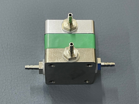 Реле подачи воды (2 выхода) с зазубриной 1/8